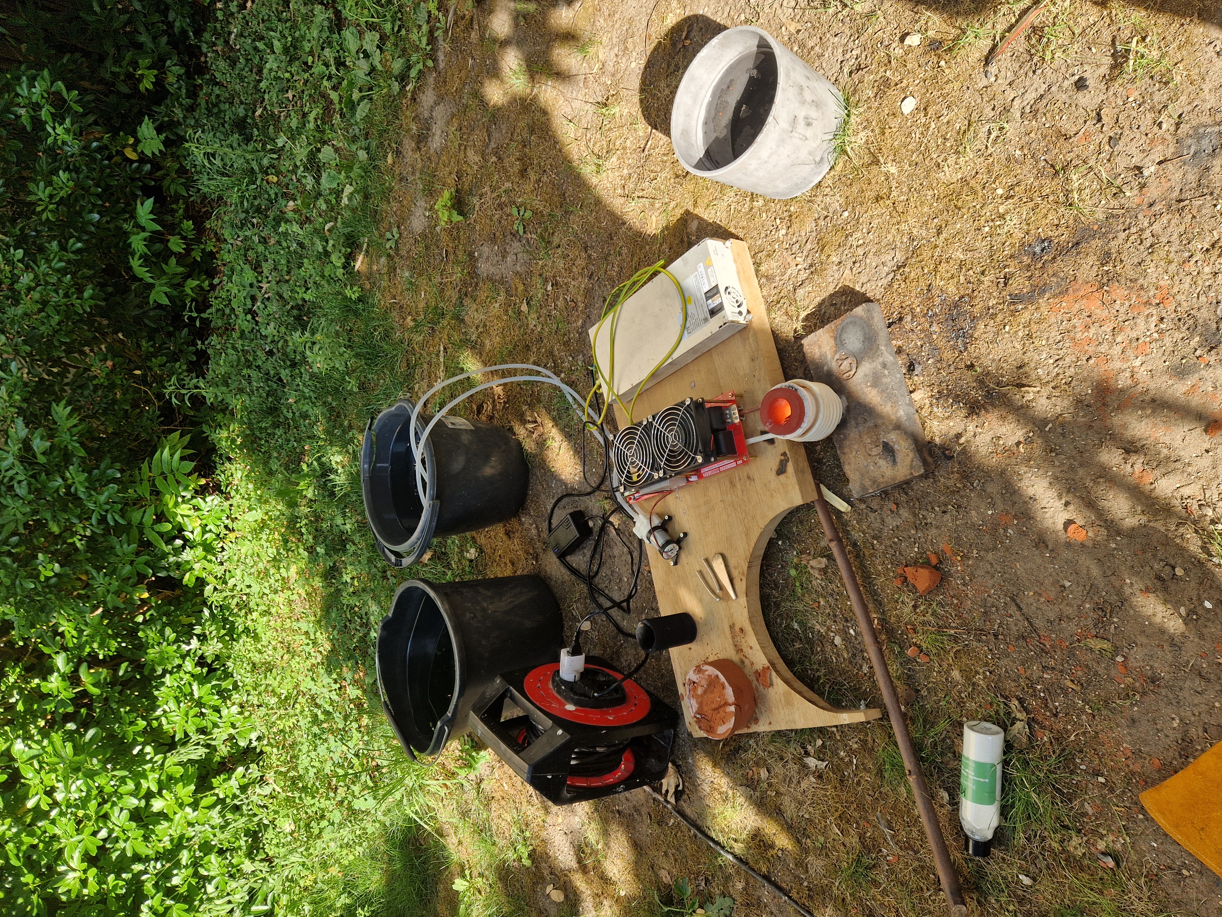 Induction smelter setup